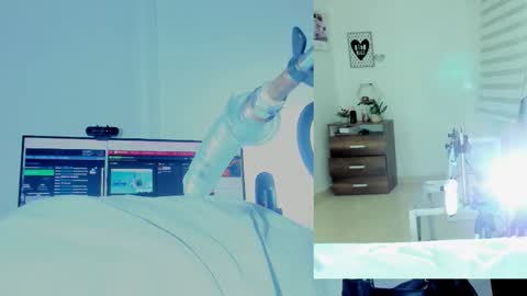 rosy_emely_ online show from January 2026 09:25:02 AM