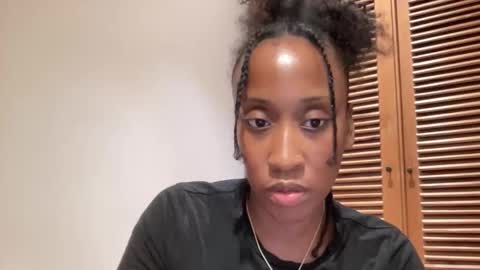 Rosy Coco online show from February 2026 03:43:01 PM