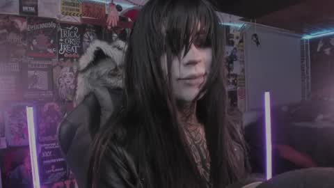 Snapshot of rotten_dreams chatting on April 2026 12:16:02 AM rot online show from April 2026 12:16:02 AM