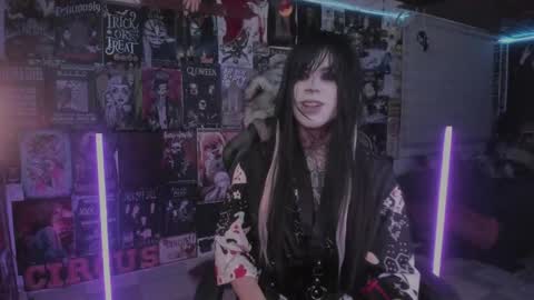 Snapshot of rotten_dreams chatting on May 2026 11:45:01 PM rot online show from May 2026 11:45:01 PM
