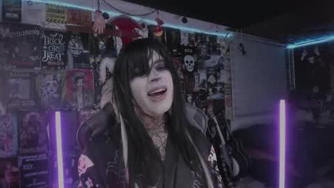 Snapshot of rotten_dreams chatting on June 2026 11:32:01 PM rot online show from June 2026 11:32:01 PM