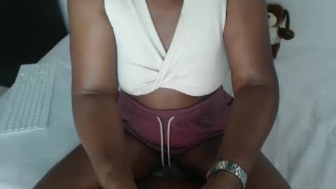 luxa online show from February 2025 09:37:02 PM