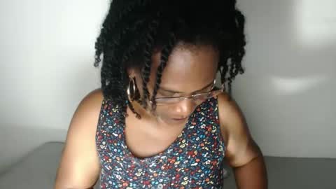 luxa online show from March 2025 01:05:01 AM