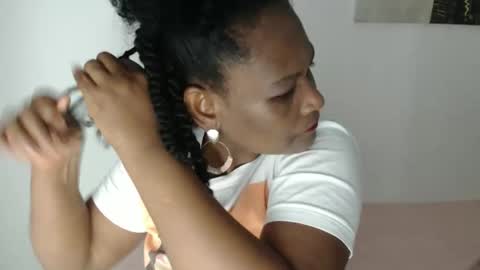 luxa online show from April 2026 01:28:02 PM