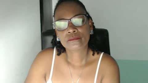 luxa online show from April 2026 12:25:02 PM