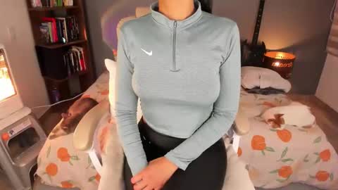 Rouss marie henao  online show from September 2025 09:13:02 AM