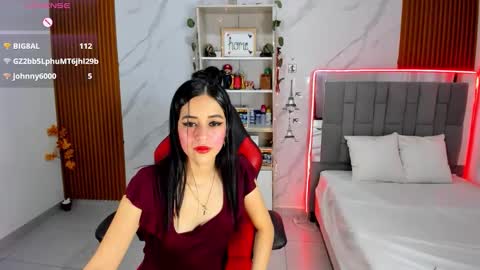 roussescoot online show from November 2025 02:10:01 AM