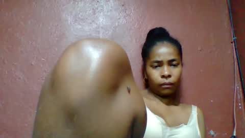 rovaelyah online show from November 2025 03:49:02 AM