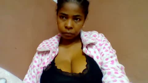 rovaelyah online show from July 2026 02:03:01 AM