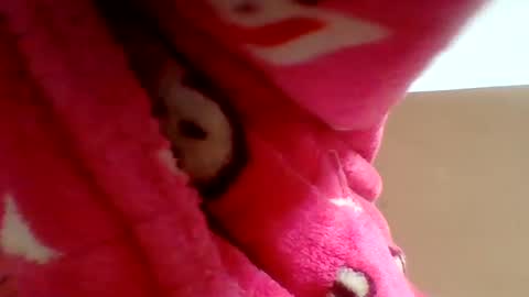 rovaelyah online show from July 2026 02:05:01 AM