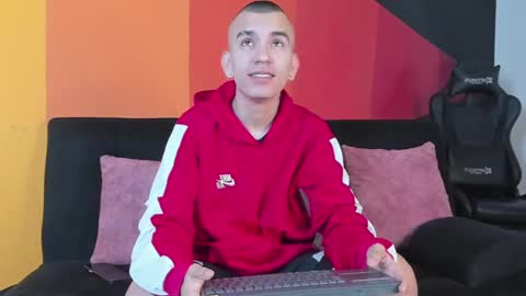 Rowan online show from September 2025 12:05:02 PM