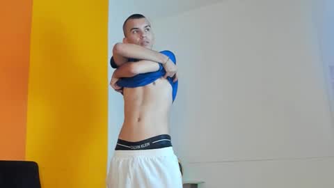 Rowan online show from October 2025 01:00:02 PM