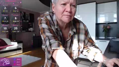 Roxana online show from March 2026 09:14:02 AM