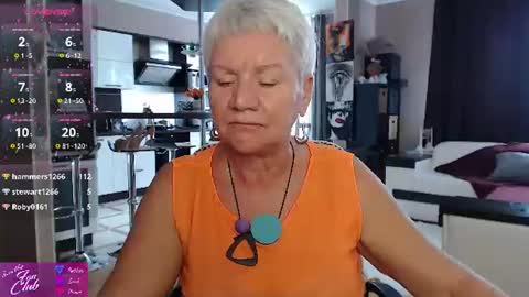 Snapshot of roxana_brooks chatting on June 2026 01:26:02 PM Roxana online show from June 2026 01:26:02 PM