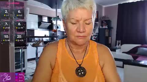 Snapshot of roxana_brooks chatting on June 2026 02:54:02 PM Roxana online show from June 2026 02:54:02 PM