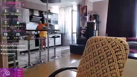 Snapshot of roxana_brooks chatting on June 2026 02:41:01 PM Roxana online show from June 2026 02:41:01 PM