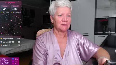 Snapshot of roxana_brooks chatting on July 2026 08:19:02 PM Roxana online show from July 2026 08:19:02 PM