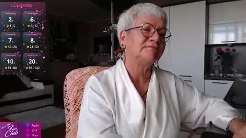 Snapshot of roxana_brooks chatting on August 2026 12:58:02 PM Roxana online show from August 2026 12:58:02 PM