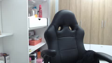 Roxana online show from January 2025 09:39:02 PM