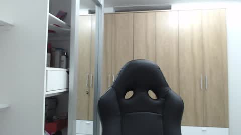 Roxana online show from January 2025 04:26:01 AM