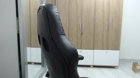 Roxana online show from January 2025 03:09:01 AM