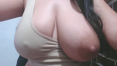 roxxy online show from February 2025 11:42:02 AM