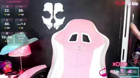 Roxane  online show from February 2025 10:07:02 AM