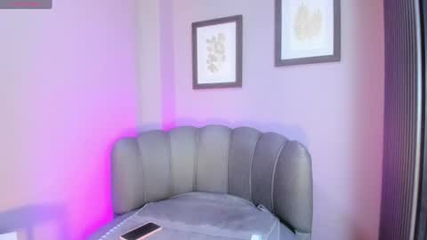  Roxanna  online show from June 2026 05:25:01 AM