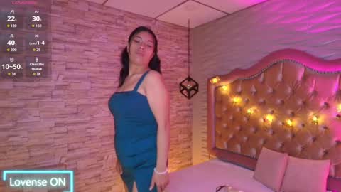 roxanne_han online show from October 2025 11:40:02 AM