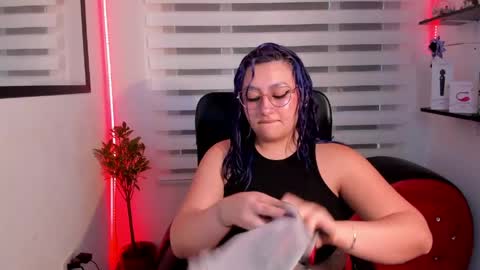roxanne online show from June 2026 01:02:02 PM