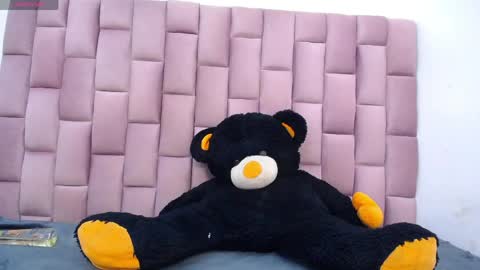 ross brown online show from April 2026 08:09:01 PM