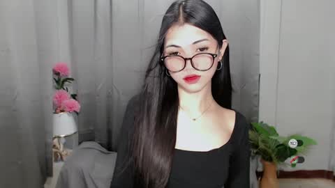 Roxie online show from February 2025 10:58:01 PM