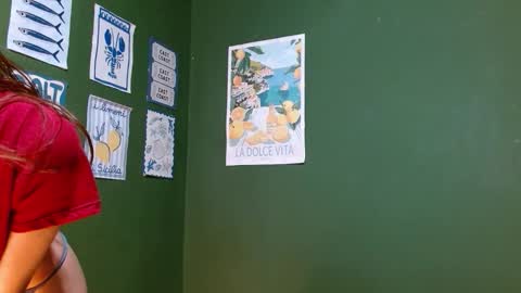 Snapshot of roxiehood chatting on December 2025 02:08:02 AM Roxie online show from December 2025 02:08:02 AM