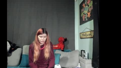 roxihazeleyes online show from September 2025 02:11:02 PM