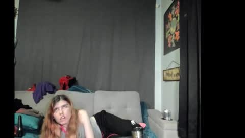 roxihazeleyes online show from November 2025 05:51:01 AM