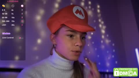 Snapshot of roxxxie_reid chatting on October 2025 09:26:02 PM Roxieex ABBY online show from October 2025 09:26:02 PM