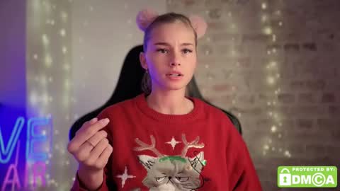 Snapshot of roxxxie_reid chatting on November 2025 09:46:01 PM Roxieex ABBY online show from November 2025 09:46:01 PM