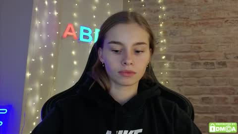 Snapshot of roxxxie_reid chatting on March 2026 08:26:02 PM Roxieex ABBY online show from March 2026 08:26:02 PM