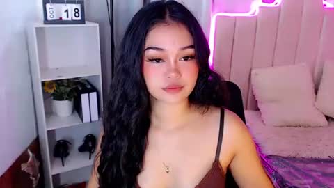 roxxy_blossom online show from October 2025 02:56:01 AM