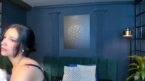 Roxy hell online show from February 2026 12:20:02 PM