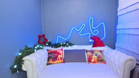 Roxy online show from December 2024 01:24:01 AM