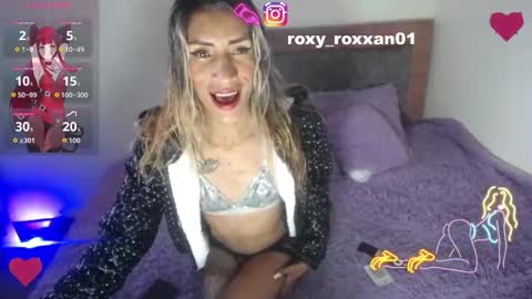 Snapshot of roxy_roxxan chatting on November 2025 03:03:01 PM - online show from November 2025 03:03:01 PM