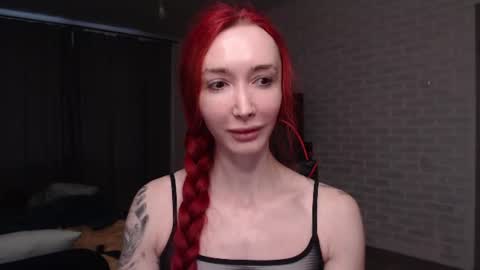 Snapshot of roxy_silver chatting on June 2026 10:19:02 AM Roxy online show from June 2026 10:19:02 AM