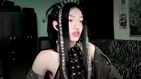 Snapshot of roxy_toxic chatting on February 2026 12:53:02 AM Roxy Independient model Help me to reach 50 thumbs up online show from February 2026 12:53:02 AM