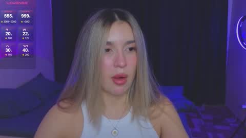 Roxy online show from September 2025 09:37:01 PM