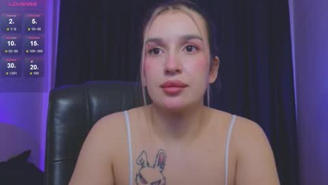 Roxy online show from November 2025 09:04:02 PM