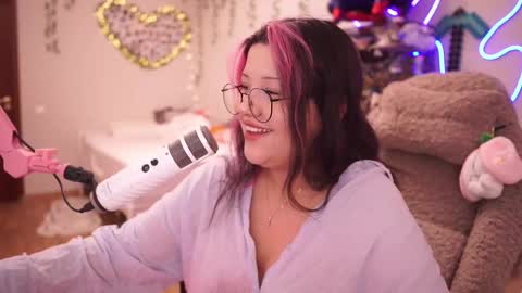 roxysuh online show from October 2025 07:42:01 AM