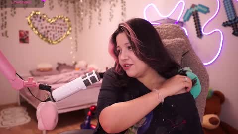 roxysuh online show from November 2025 08:09:02 AM