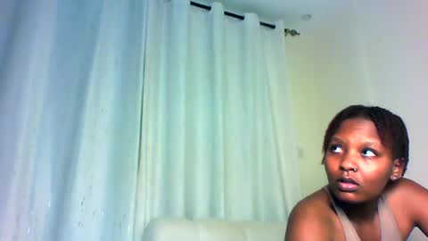Snapshot of royal_petite10 chatting on August 2026 09:28:01 PM kate online show from August 2026 09:28:01 PM