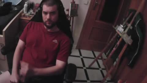 royer04 online show from September 2025 11:32:02 PM